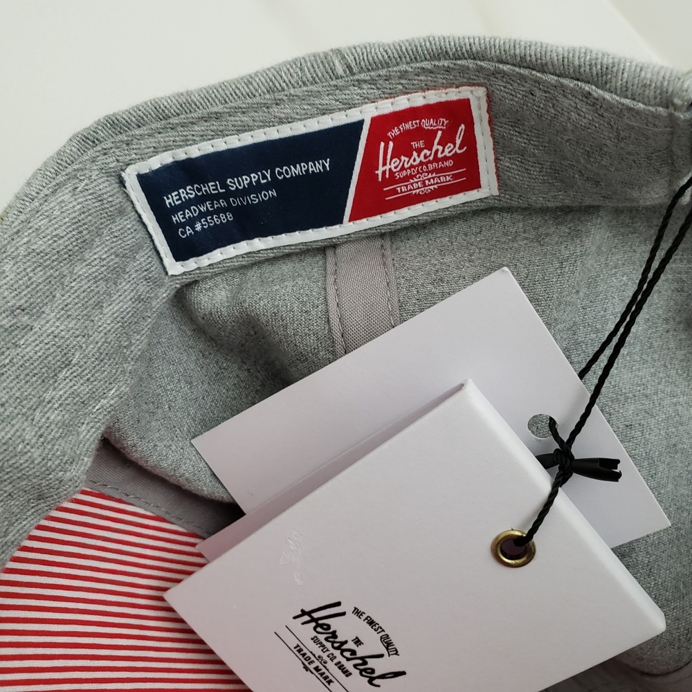 NEW Herschel Supply Co. Whaler Classic 6-Panel Cap Grey and Navy One Size - Picture 5 of 8